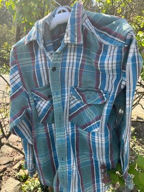 Men's Teal Plaid Long-Sleeve Button-Down Shirt
